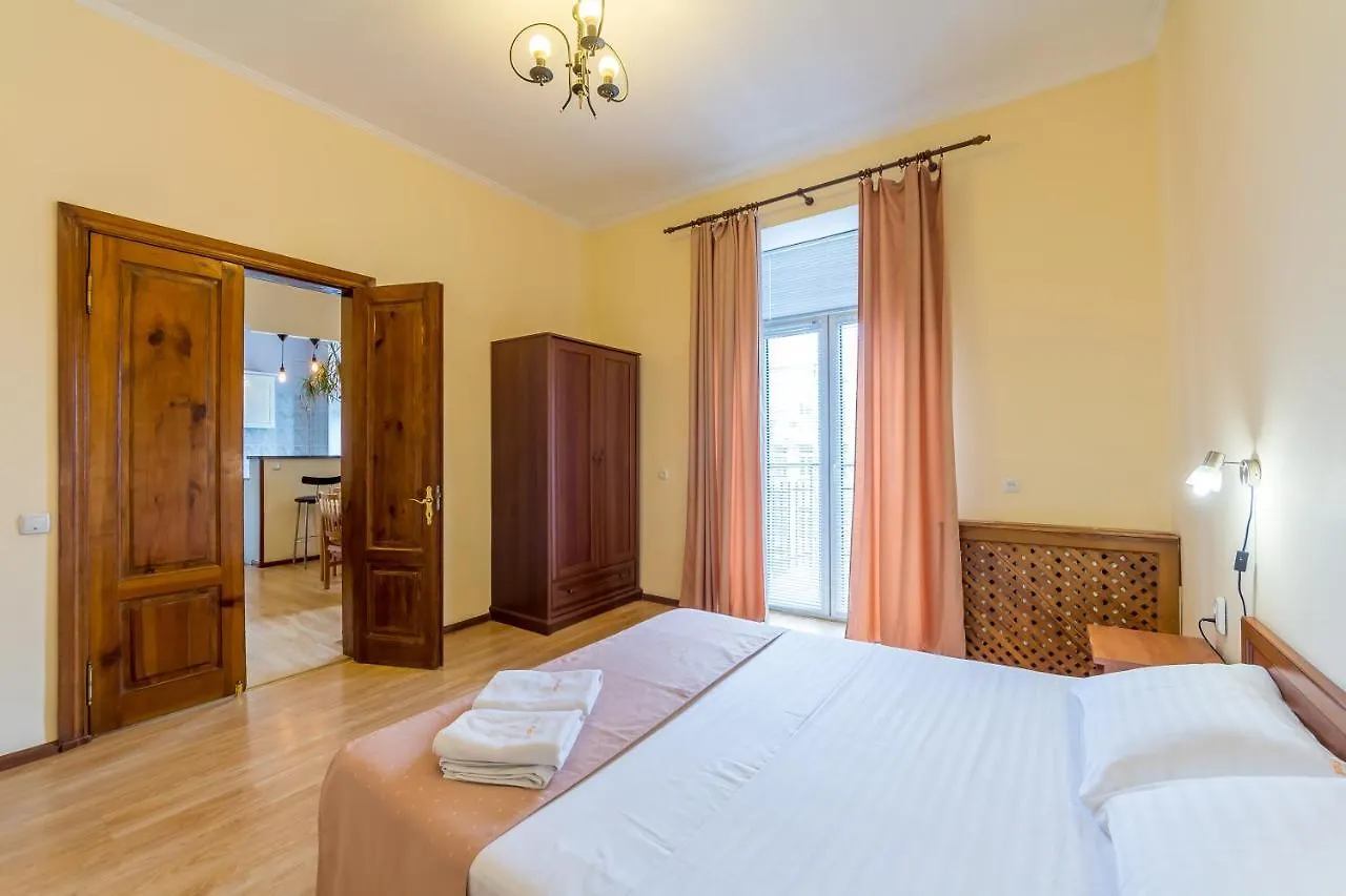 Central Apartments Palats Sportu Area Kyjev