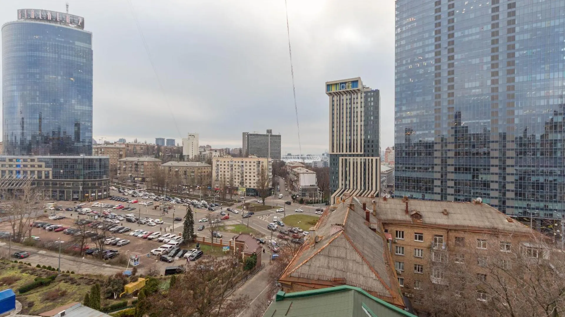 Central Apartments Palats Sportu Area Kyjev