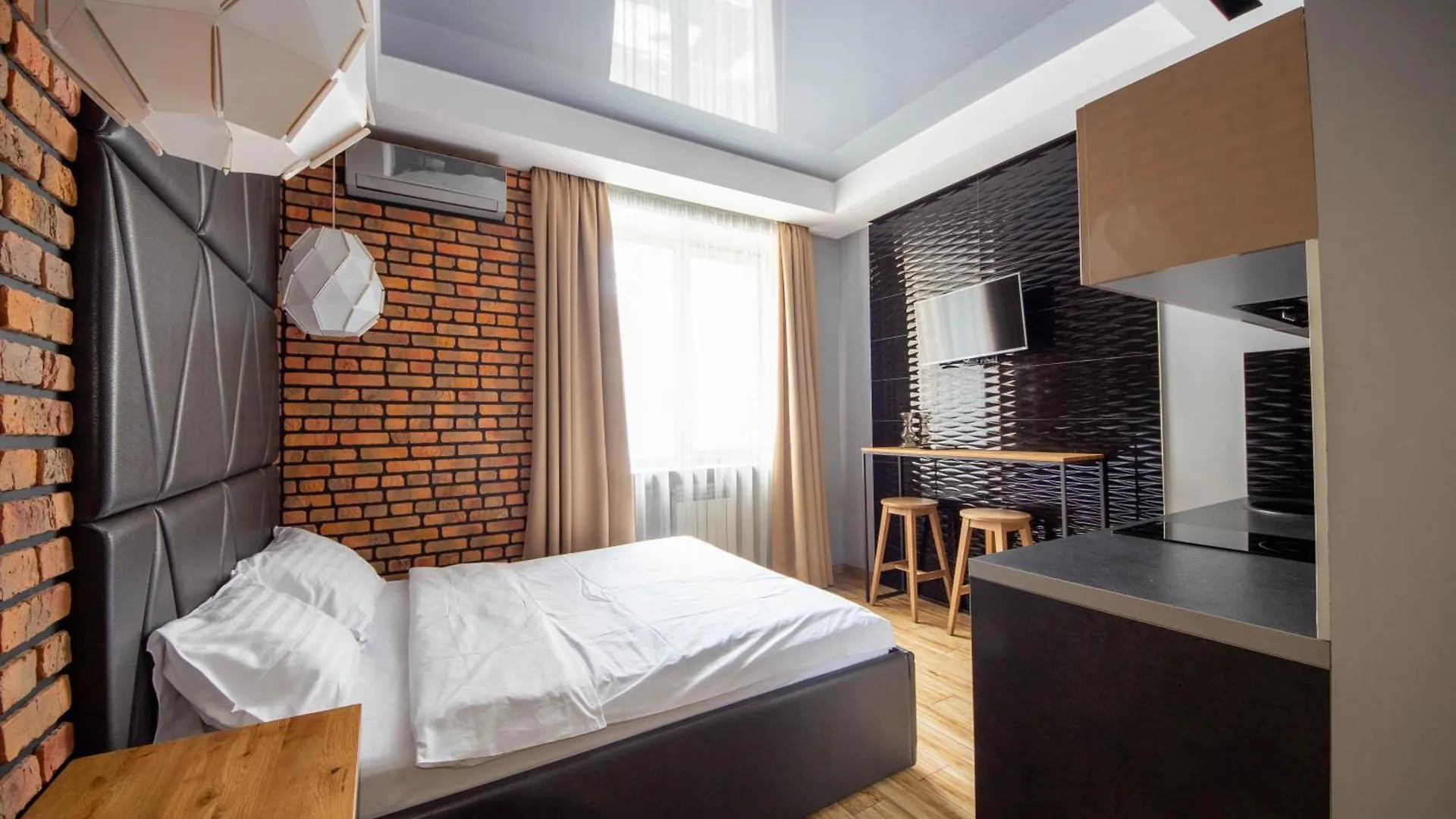 Central Apartments Palats Sportu Area Kyiv