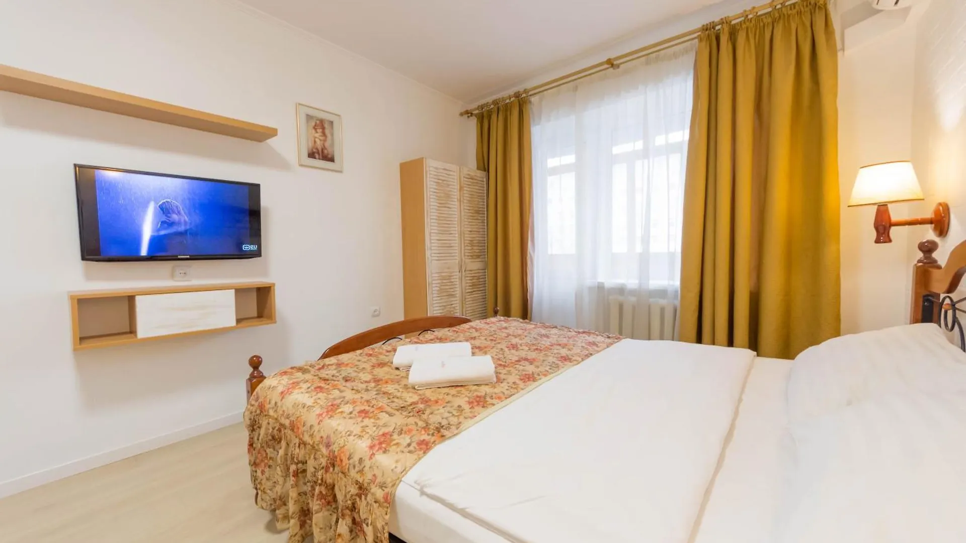 Central Apartments Palats Sportu Area Kyiv