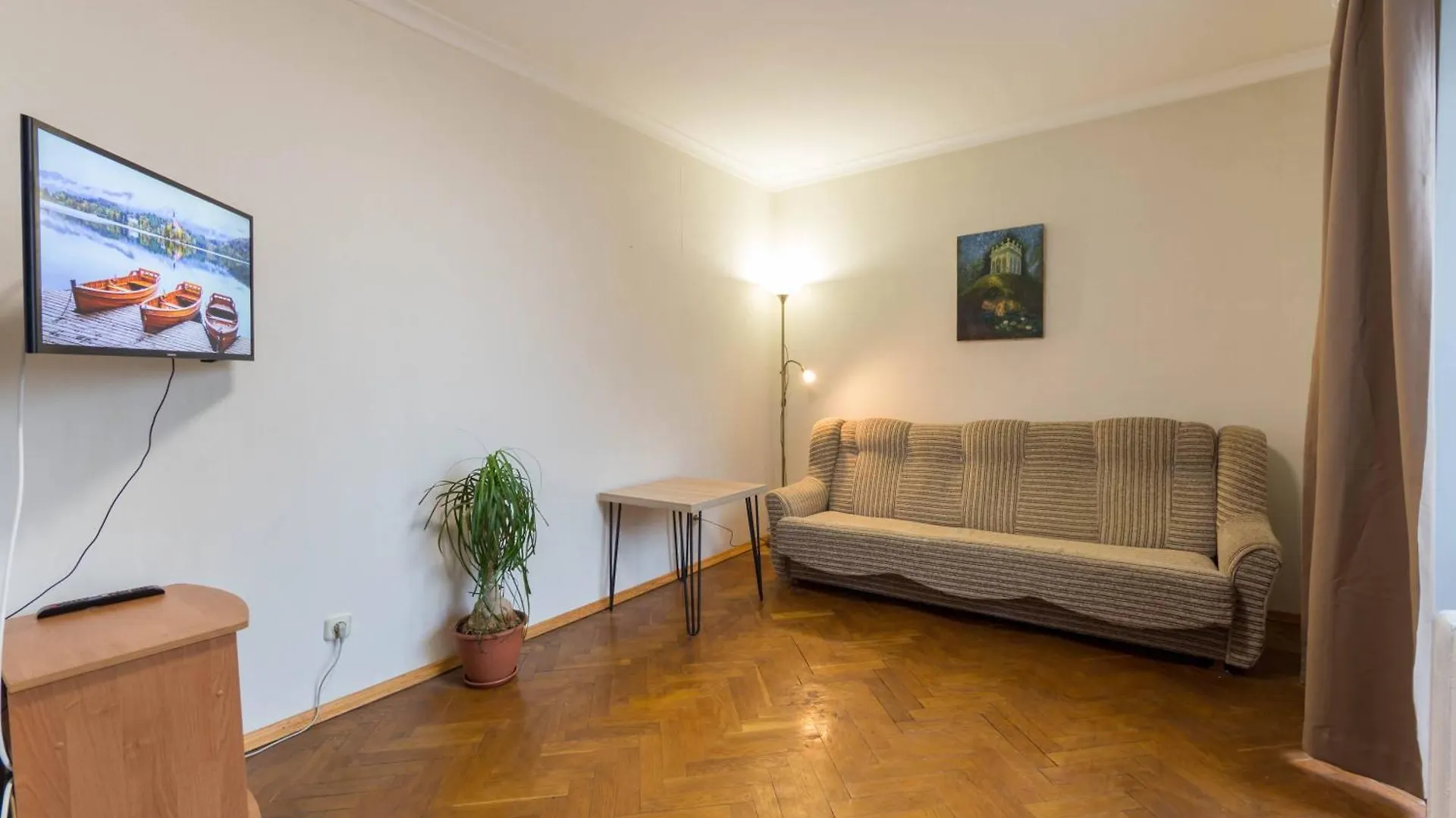 Central Apartments Palats Sportu Area Kyiv 0*,