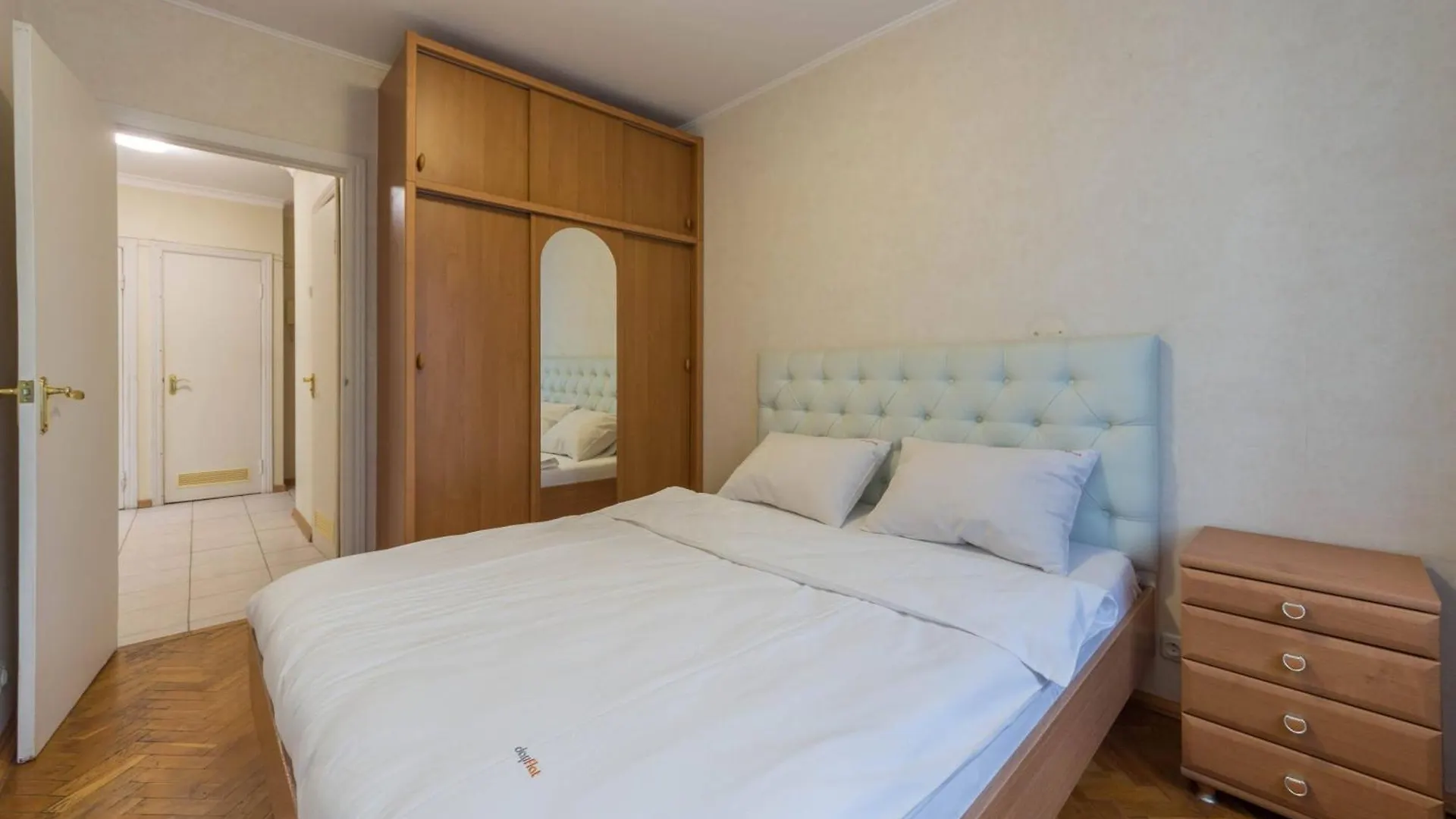 Central Apartments Palats Sportu Area Kyiv 0*,